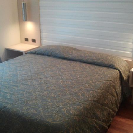 Hotel Columbus Lignano Sabbiadoro Buitenkant foto