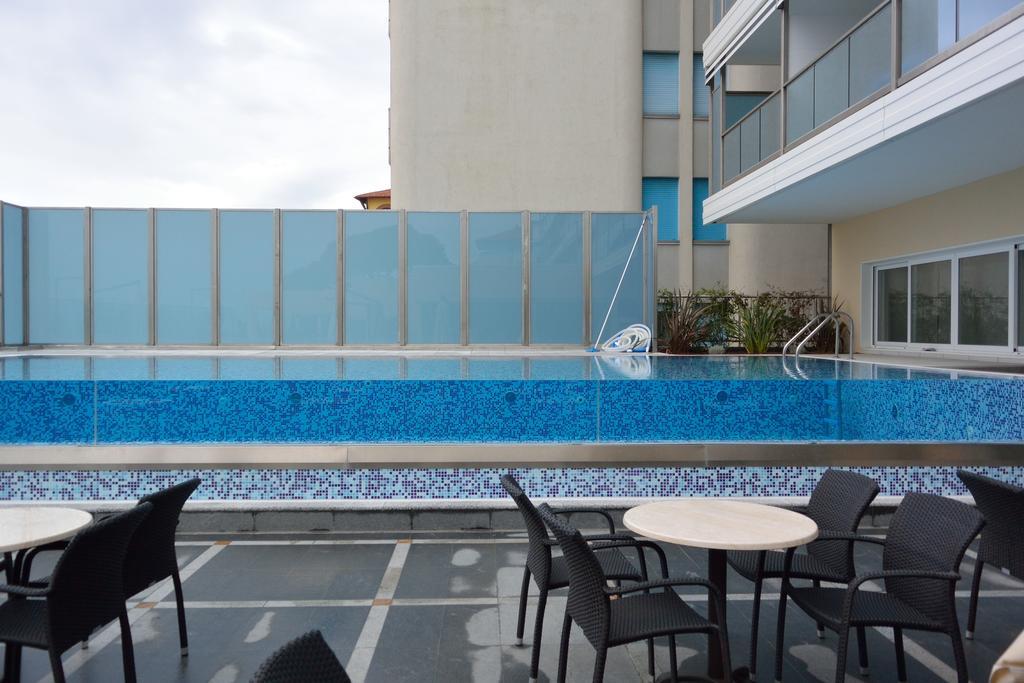 Hotel Columbus Lignano Sabbiadoro Buitenkant foto